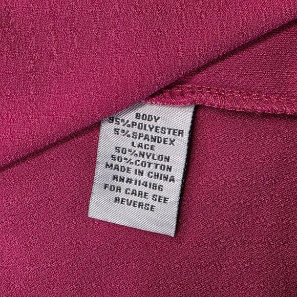 Love Scarlett Shirt Womens XL Pink Bell Sleeve Lace Trim Stretch Pullover Top - Picture 10 of 11